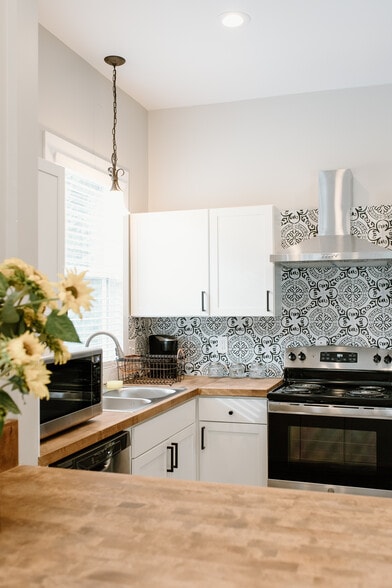 More Photos Of 616 S Converse St, Spartanburg Apartments For Sale