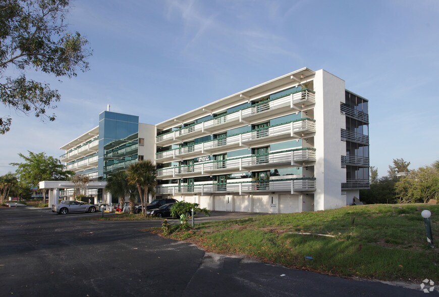 More Photos Of 1460 S McCall Rd, Englewood Medical For Sale