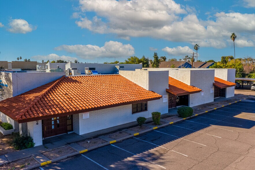 More Photos Of 606 N Country Club Dr, Mesa Medical For Sale