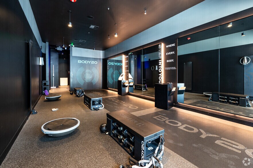 More Photos Of W 87th St Pky @ Renner Blvd, Lenexa Unknown For Lease