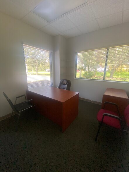 More Photos Of 15506 County Line Rd, Spring Hill Daycare Center For Lease