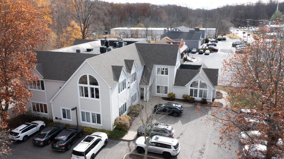 More Photos Of 898 Ethan Allen Hwy, Ridgefield Medical For Sale