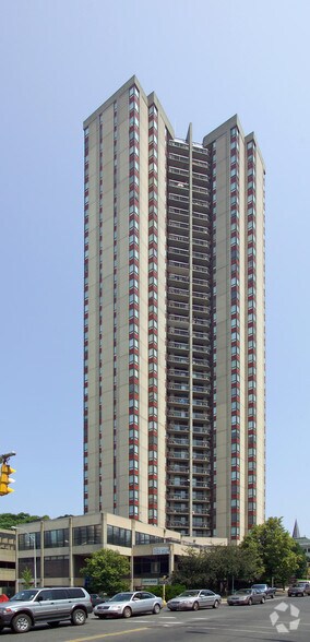 More Photos Of 10 Chestnut St, Springfield Multifamily For Sale