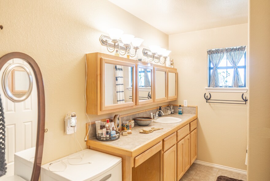 More Photos Of Rocking DC4 Ranch, Del Rio Land For Sale