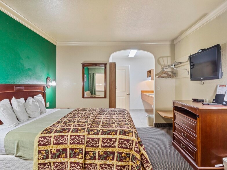 More Photos Of , Hawthorne Hospitality For Sale
