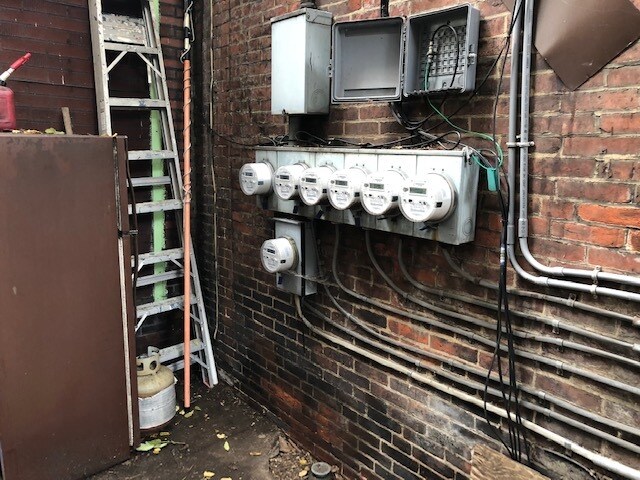 More Photos Of 403 S 42nd St, Philadelphia Apartments For Sale