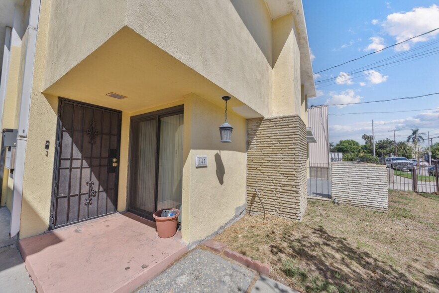 More Photos Of 145 W Hillcrest Blvd, Inglewood Apartments For Sale