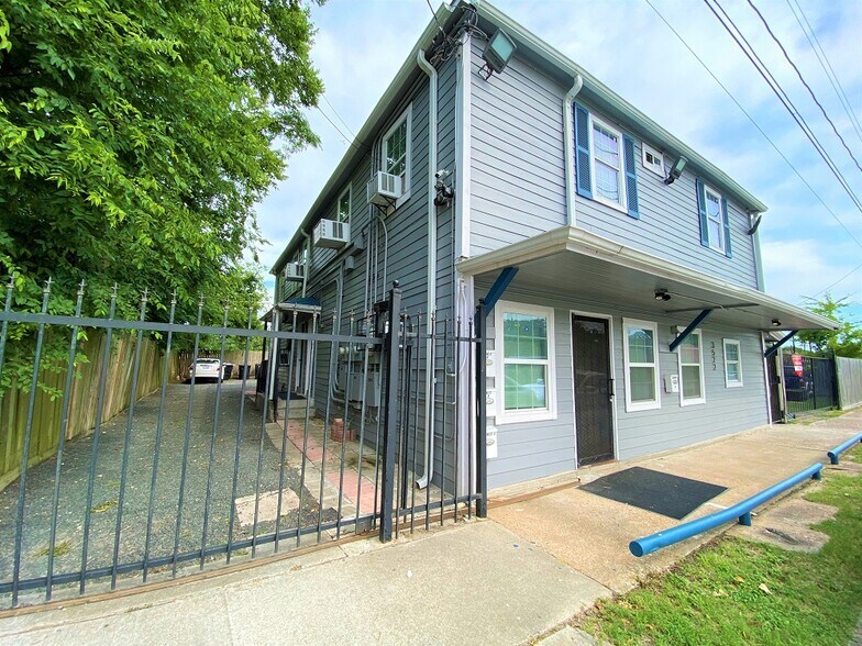More Photos Of 3522 Sampson St, Houston Apartments For Sale