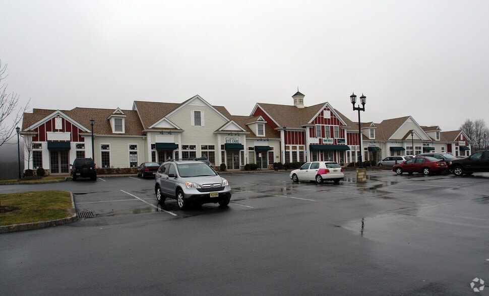 More Photos Of 62 E Mill Rd, Long Valley Unknown For Lease