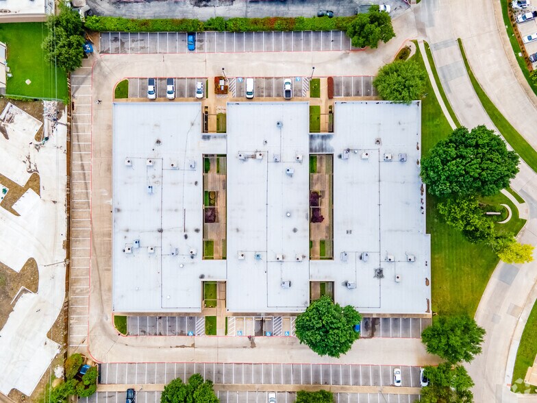 More Photos Of 520 Central Pky E, Plano Loft Creative Space For Lease