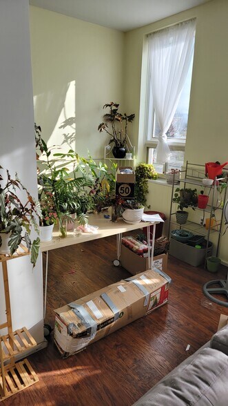 More Photos Of 106 Broadway, Newburgh General Retail For Sale