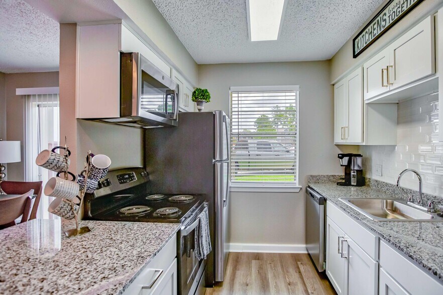 More Photos Of 5431 Essen Ln, Baton Rouge Apartments For Sale