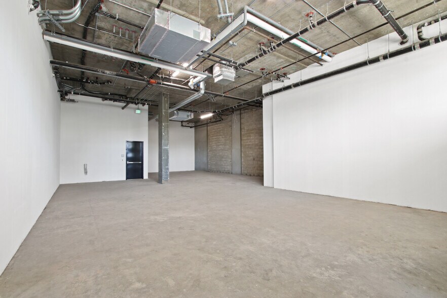 More Photos Of 1550 Lincoln Blvd, Santa Monica Apartments For Lease