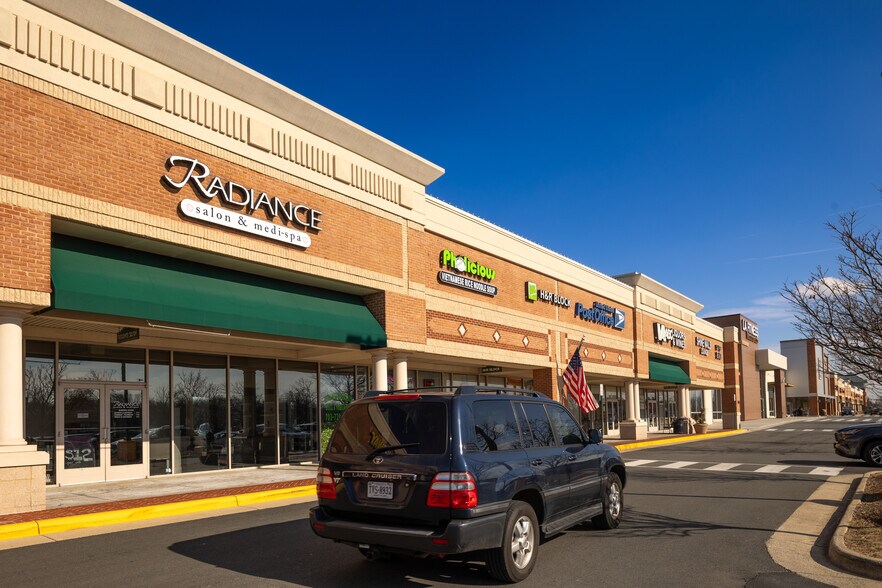 More Photos Of 43150 Broadlands Center, Ashburn Unknown For Lease