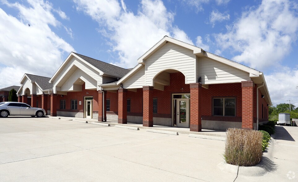 More Photos Of 958 Mezzanine Dr, Lafayette Medical For Lease