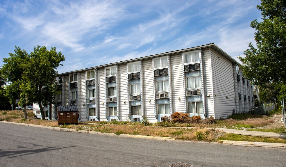 More Photos Of 2020 Prospect Ave, Helena Hotel For Sale