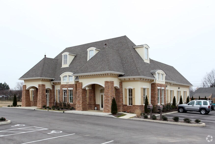 More Photos Of 2589 Appling Rd, Memphis Medical For Sale