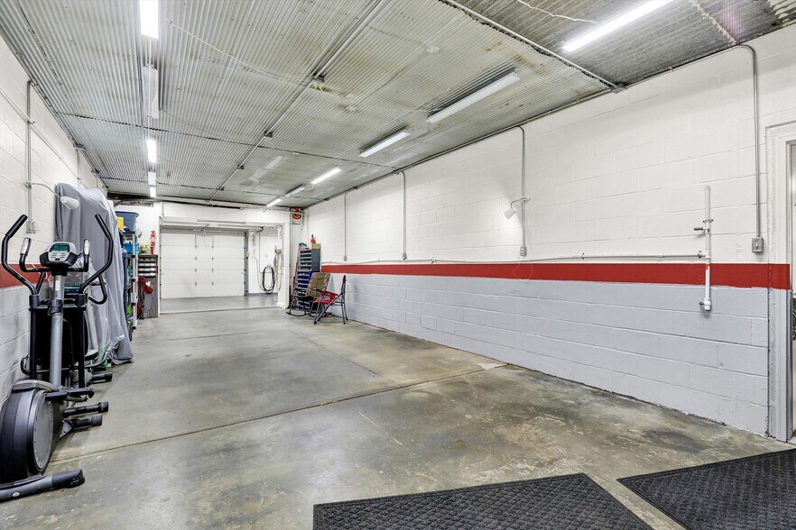 More Photos Of 308 N Morrison St, Morristown Industrial For Sale