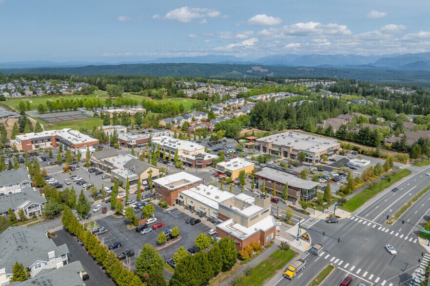 More Photos Of 7811-7917 Center Blvd SE, Snoqualmie General Retail For Lease