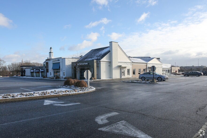 More Photos Of 2101 Richmond Rd, Beachwood General Retail For Lease