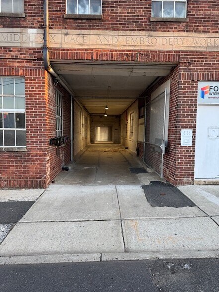 More Photos Of 8 Martin Ave, South River Warehouse For Lease