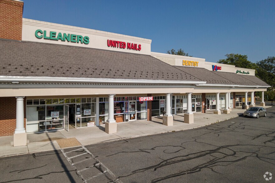 More Photos Of 7451-7475 Richmond Hwy, Alexandria Freestanding For Lease