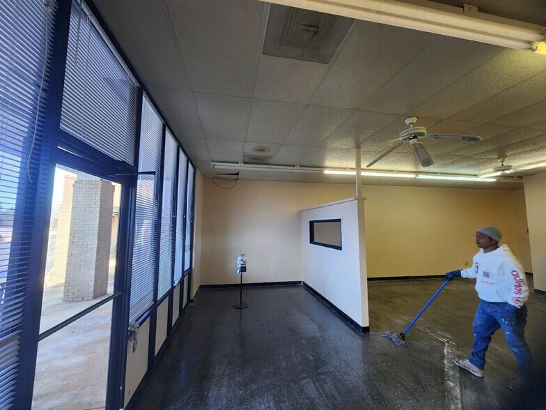 More Photos Of 1227 Cherokee Rd, Alexander City Freestanding For Lease