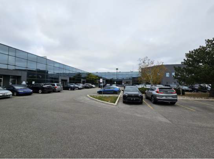 More Photos Of 2355 Derry Rd E, Mississauga Office For Sale