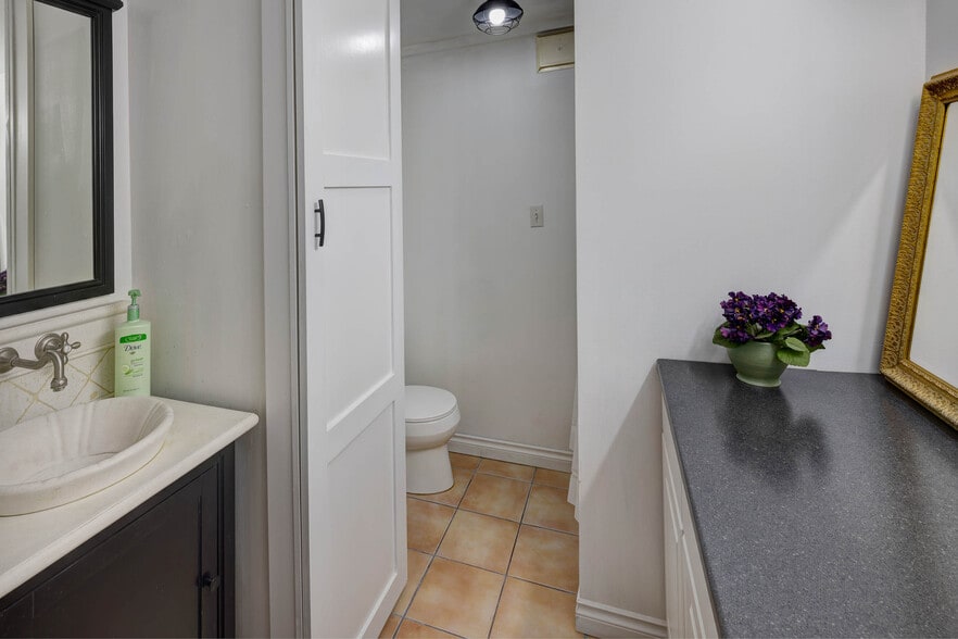 More Photos Of 817 S Higgins Ave, Missoula Storefront Retail Office For Lease