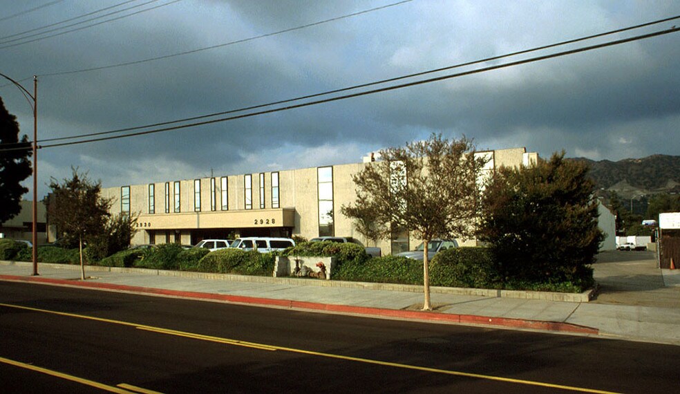 More Photos Of 2930 N San Fernando Blvd, Burbank Warehouse For Sale