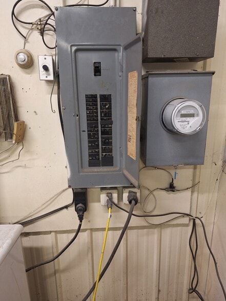 More Photos Of 4301-4303 12th Ave N, Fargo Service For Lease