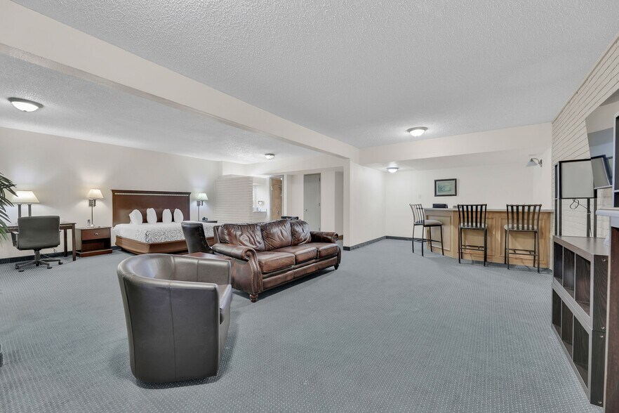 More Photos Of 1903 S Closner Blvd, Edinburg Hotel For Sale