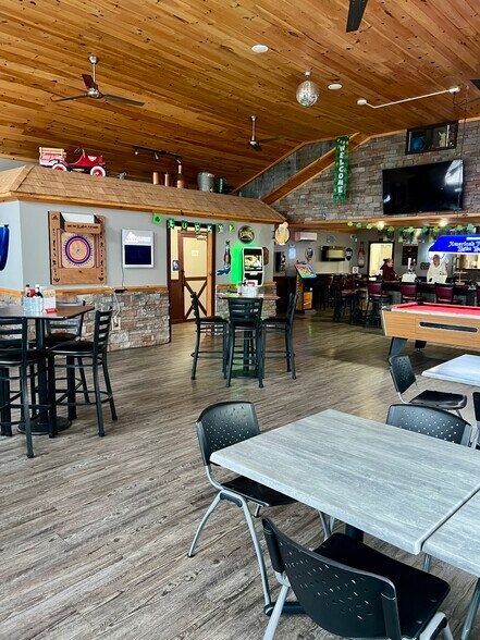 More Photos Of 4547 Red Rock Rd, Benton Restaurant For Sale