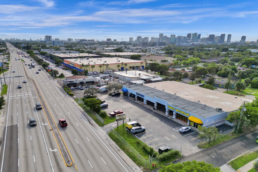 More Photos Of 1260 W Sunrise Blvd, Fort Lauderdale Freestanding For Sale