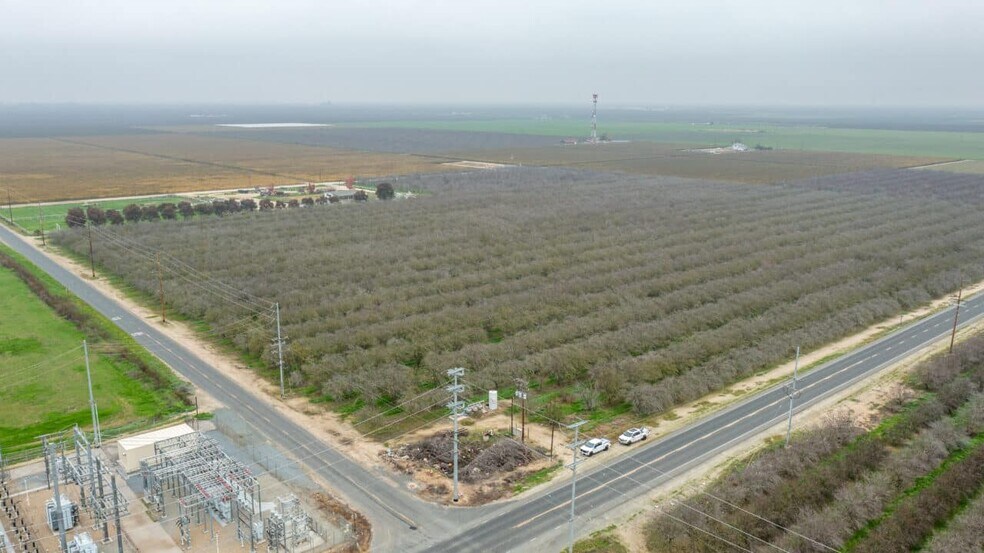 More Photos Of Sierra & N Kramer St ave, Earlimart Land For Sale