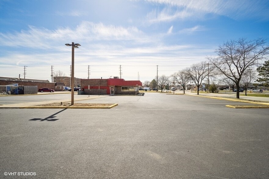 More Photos Of 1820 W Irving Park Rd, Schaumburg Fast Food For Sale