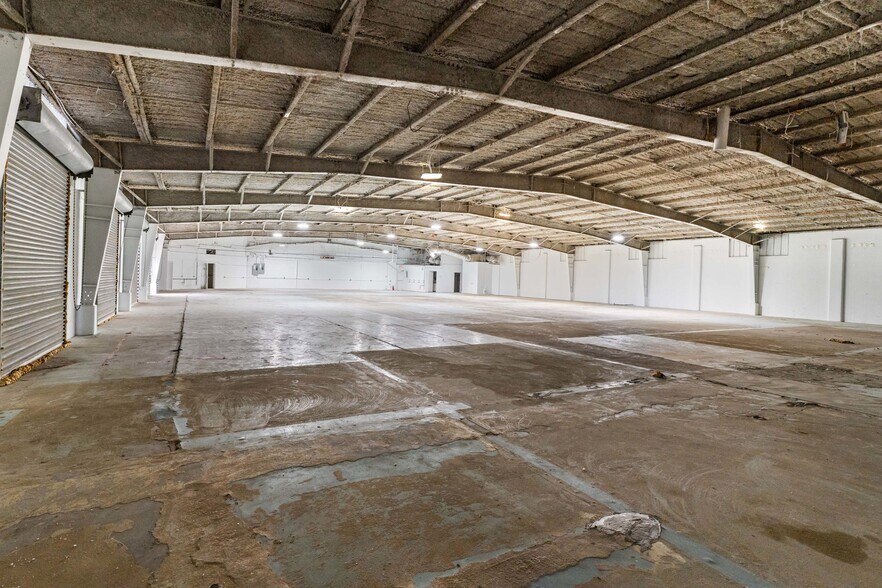 More Photos Of 1809 Gordon Hwy, Augusta Warehouse For Sale