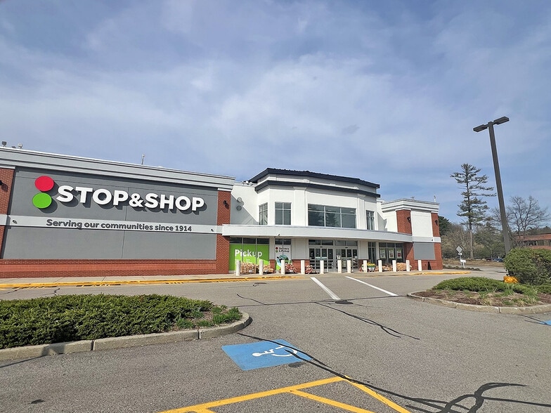 Primary Photo Of 10 Technology Dr, Hudson Unknown For Lease