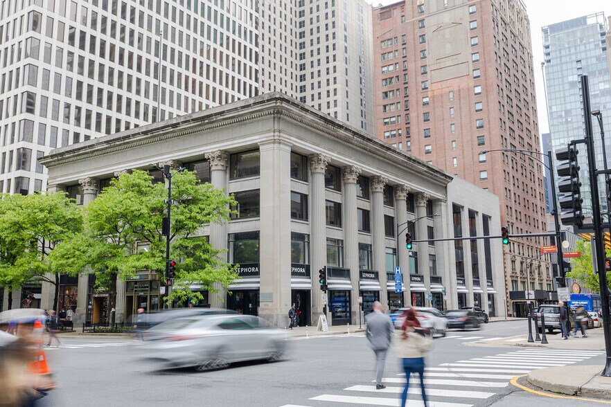 Primary Photo Of 605 N Michigan Ave, Chicago Coworking Space