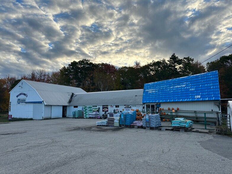 More Photos Of 262 Main st, East Waterboro General Retail For Sale