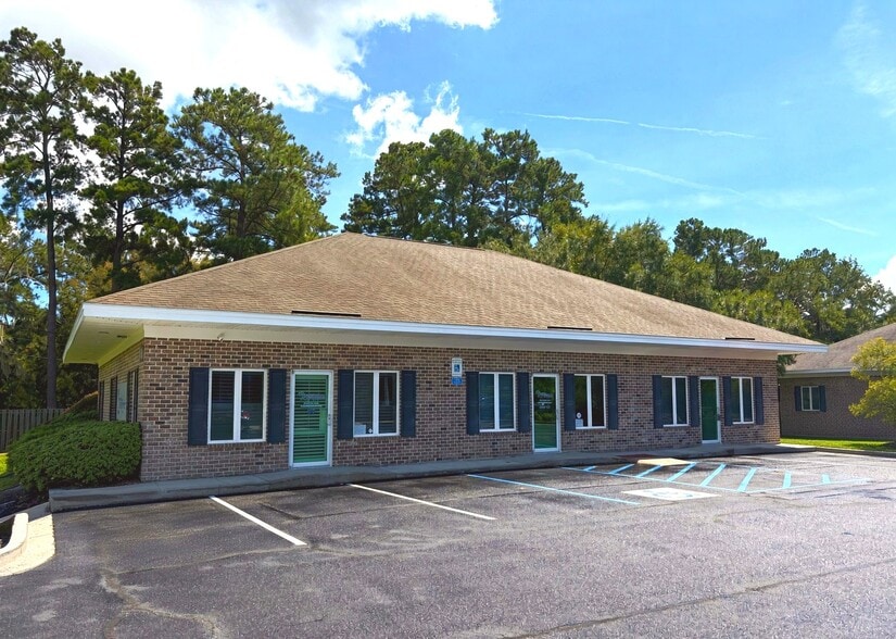More Photos Of 413 W Montgomery Cross Rd, Savannah Office For Sale