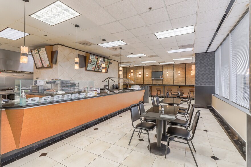 More Photos Of 100 Glenborough Dr, Houston Office For Lease
