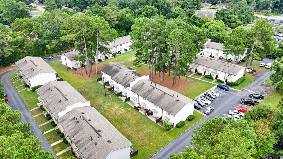 More Photos Of 7234 Tara Blvd, Jonesboro Apartments For Sale
