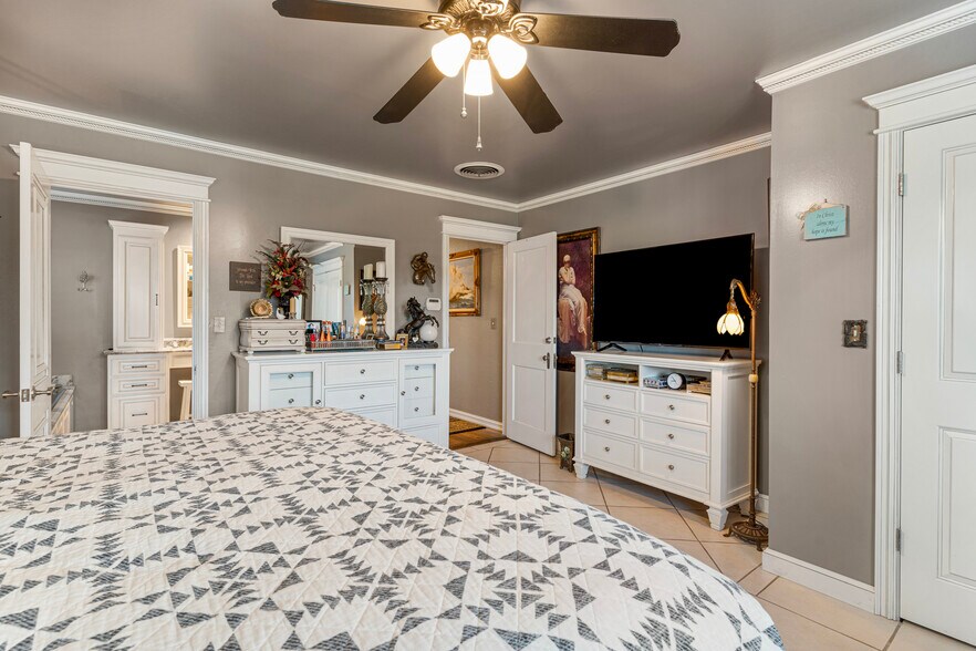 More Photos Of 17220 E Admiral Pl, Tulsa Land For Sale