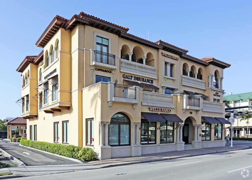 Primary Photo Of 900 5th Ave S, Naples Storefront Retail Office For Lease