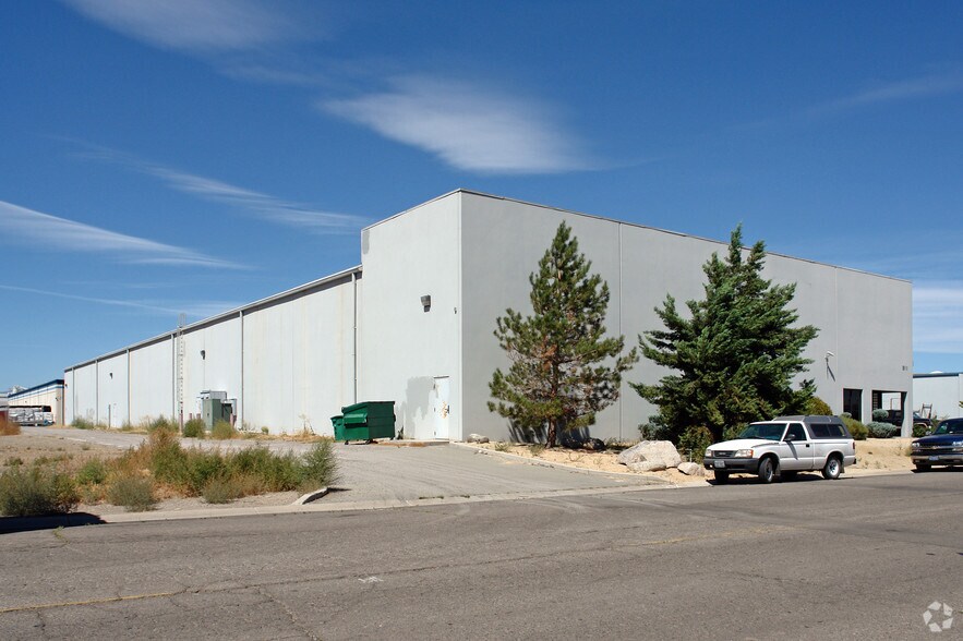 More Photos Of 911 Linda Way, Sparks Warehouse For Lease