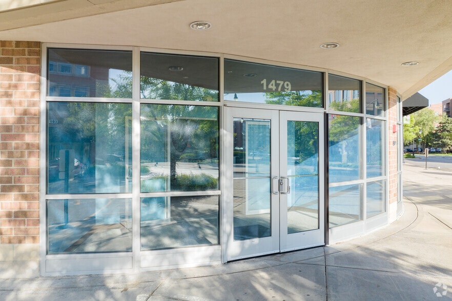 More Photos Of 1518 Market St, Des Plaines Unknown For Lease