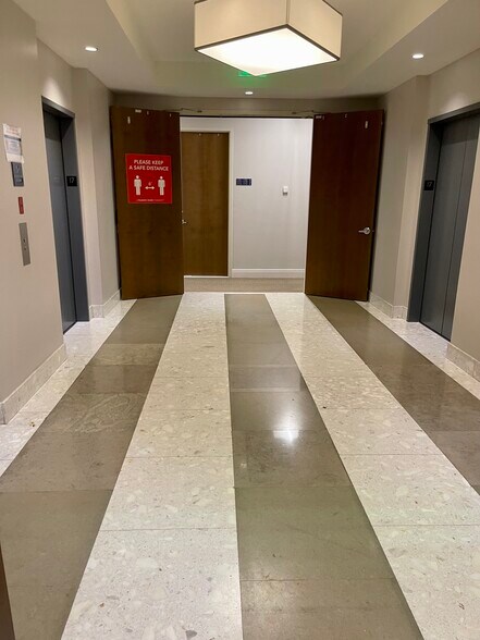 More Photos Of 175 SW 7th St, Miami Medical For Lease