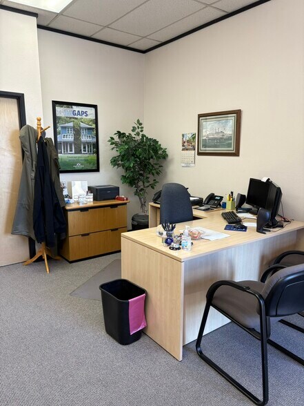 More Photos Of 1150-1190 Garfield St, Eugene Office For Sale