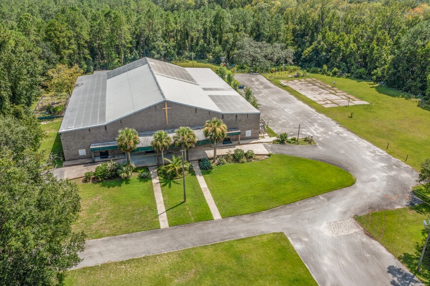 Primary Photo Of 3601 E Moody Blvd, Bunnell Religious Facility For Sale